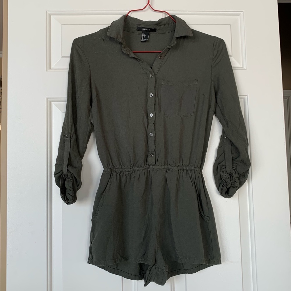 Forever 21 Romper Size Small